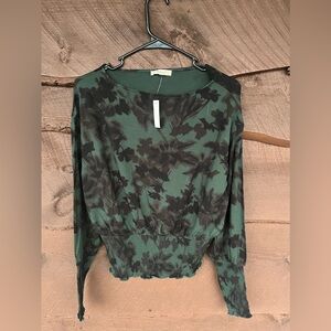 Madewell NWT Dark Green Floral Long-Sleeve Smocked Waist Top